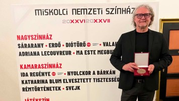 Kozma Attila kapta idén a Déryné-díjat!