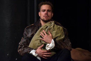 A kétfejű fenevad (18)